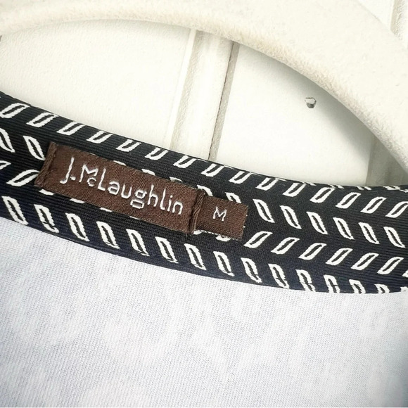 J. McLaughlin Size M 3/4 Sleeves Black Printed Lynn Henley  Dress - Picture 4 of 5